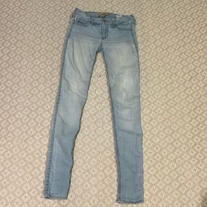Hollister super skinny jeans